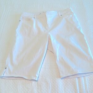 Gloria Vanderbilt Bermudas